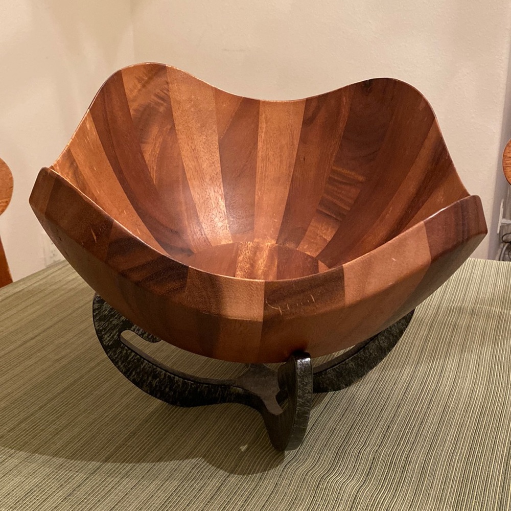 Nambe salad / fruit bowl acacia wood with metal pedestal